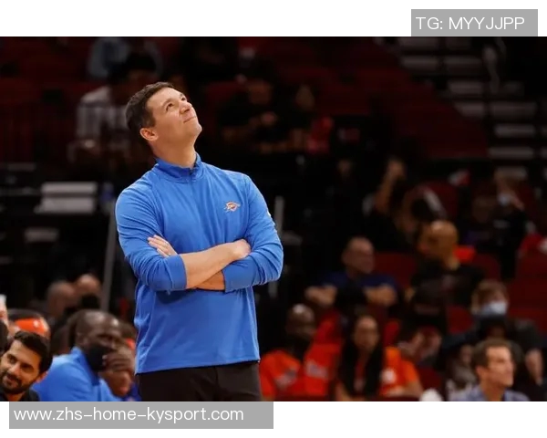 戴格诺特盛赞乔治进攻风格丝滑兼具防守能力展现顶级篮球水平